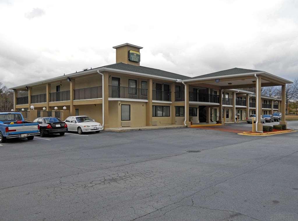 America'S Best Inn & Suites - Декейтер Экстерьер фото