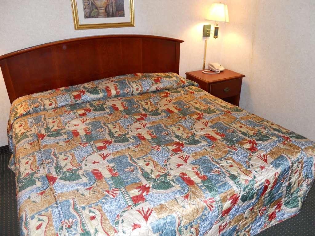 America'S Best Inn & Suites - Декейтер Номер фото