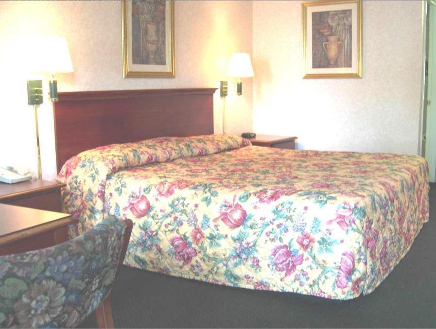 America'S Best Inn & Suites - Декейтер Номер фото
